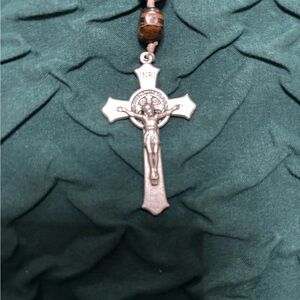 Silver Crucifix Pendant Necklace